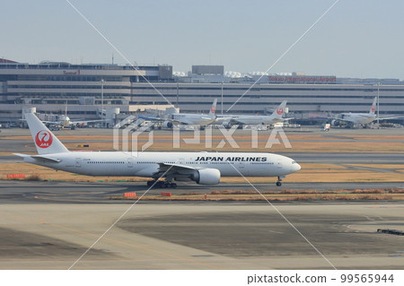 客機駛向跑道 噴氣式飛機 機場旅行圖像 出發圖像 99565944