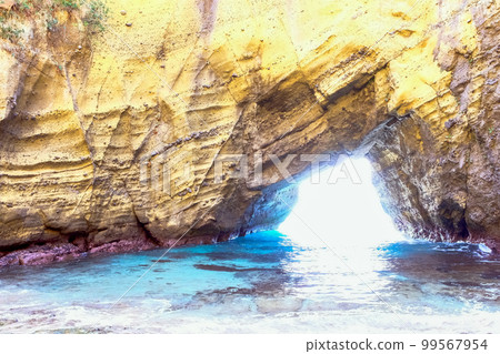 Volcanic rock formations and caves Volcanic rock formations and caves 99567954