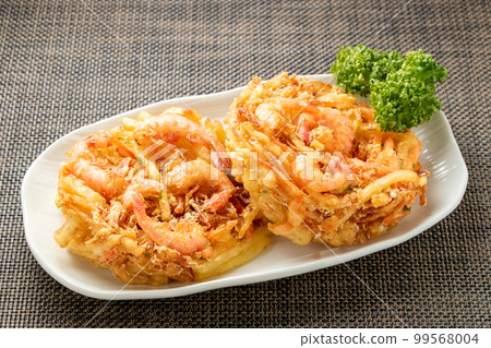 Kakiage（小蝦 kakiage 天婦羅）。 99568004