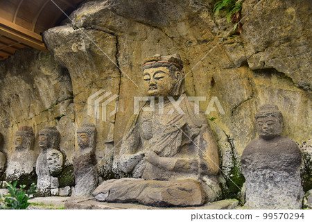 Statue of Dainichi Nyorai Statue of Dainichi Nyorai 99570294