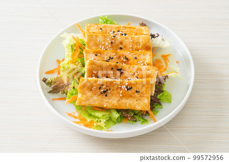 teriyaki tofu salad with sesame teriyaki tofu salad with sesame 99572956