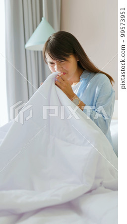 bed quilt has bad smell 99573951