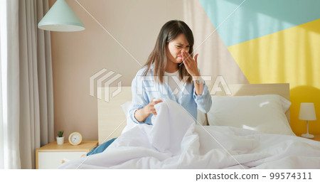 bed quilt has bad smell 99574311