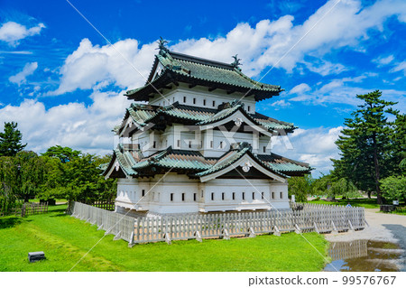 Hirosaki Castle tower in sunny weather (Hirosaki City, Aomori Prefecture) 99576767