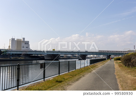 大阪神崎川新禦堂重八條橋（2023年2月23日拍攝） 99580930
