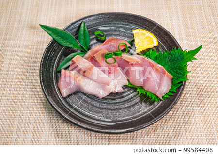 Inada sashimi Inada sashimi 99584408