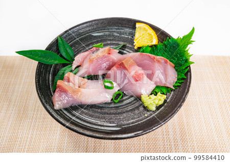Japanese food: Inada sashimi 99584410