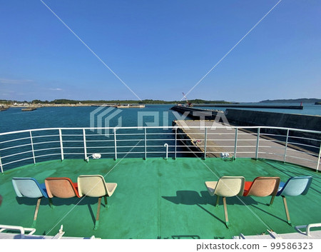 Tsuken Island Ferry Kugani 3F Deck 99586323