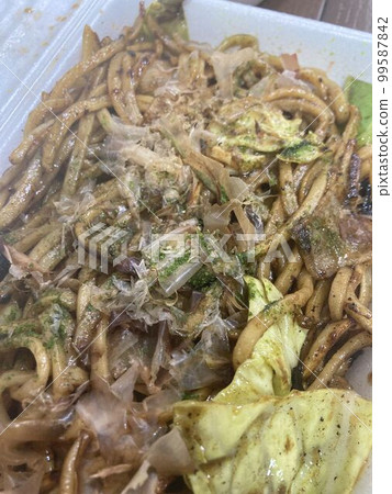 Fried noodles Fried noodles 99587842