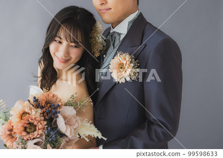 Wedding bride and groom 99598633