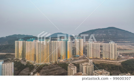 a group of public Estate at Shun, Feb 24 2023 a group of public Estate at Shun, Feb 24 2023 99600307
