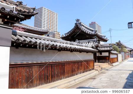 Scenery of Amagasaki and Teramachi 99606587