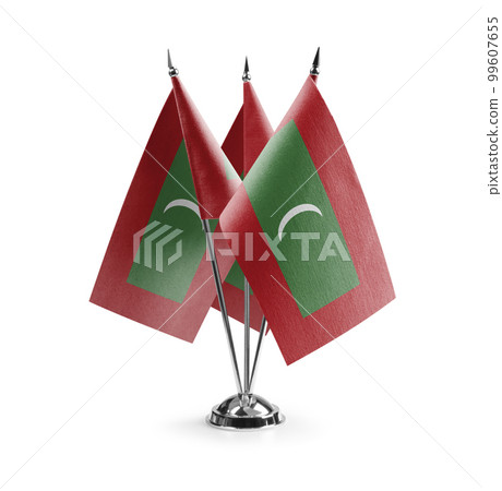 Small national flags of the Maldives on a white background Small national flags of the Maldives on a white background 99607655