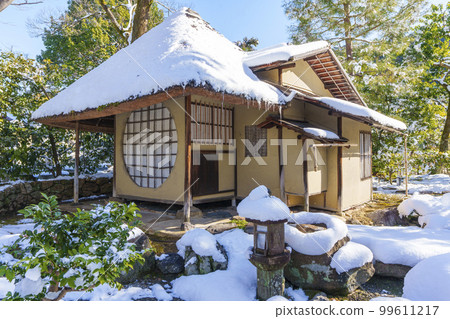 Kodaiji Temple Ihoan（茶室）殘雪的早晨 99611217