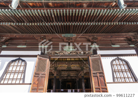 白雪皚皚的早晨，高台寺開山堂前的早晨 99611227