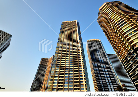 Scenery of high-rise condominiums in the Harumi, Kachidoki, and Tsukishima areas Scenery of high-rise condominiums in the Harumi, Kachidoki, and Tsukishima areas 99613136