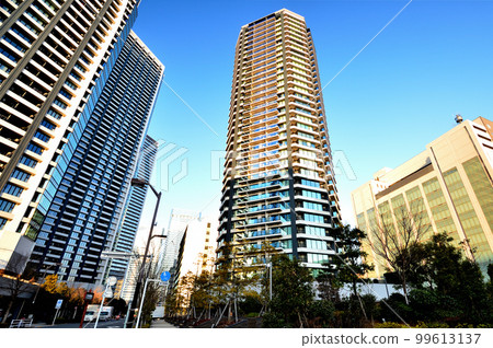 Scenery of high-rise condominiums in the Harumi, Kachidoki, and Tsukishima areas Scenery of high-rise condominiums in the Harumi, Kachidoki, and Tsukishima areas 99613137