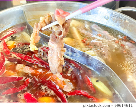 Chinese specialty dish, lamb shabu-shabu Chinese specialty dish, lamb shabu-shabu 99614611