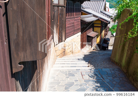 【重要傳統建築群保存地區】福山市鞆町初秋胡同景像傳統建築群保存地區2廣島縣福山市 【重要傳統建築群保存地區】福山市鞆町初秋胡同景像傳統建築群保存地區2廣島縣福山市 99616184