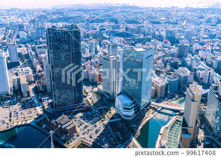 Cityscape of Yokohama, Japan View of the streets of Yokohama, etc. 99617408