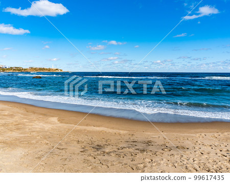 Pacific Ocean in Inubosaki, Chiba Prefecture, bright and refreshing in winter Pacific Ocean in Inubosaki, Chiba Prefecture, bright and refreshing in winter 99617435