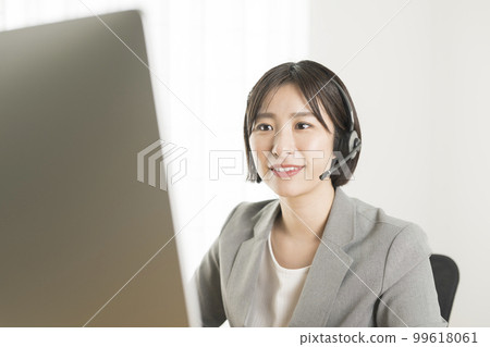 Call center business woman Call center business woman 99618061