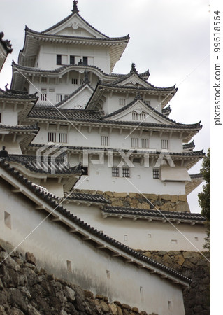 Himeji castle   99618564