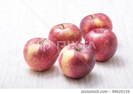 Apples without leaves Apples without leaves Apples without leaves Health fruits Apples without leaves Apples without leaves Apples without leaves Health fruits 99620156