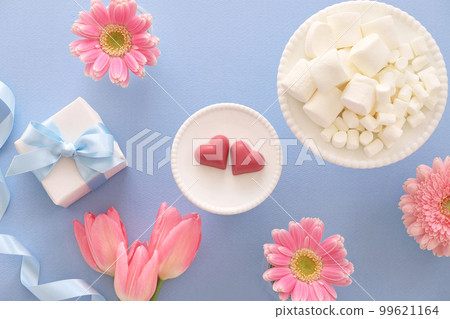White Day Valentine's Day Marshmallow and Heart Chocolate White Day Valentine's Day Marshmallow and Heart Chocolate 99621164