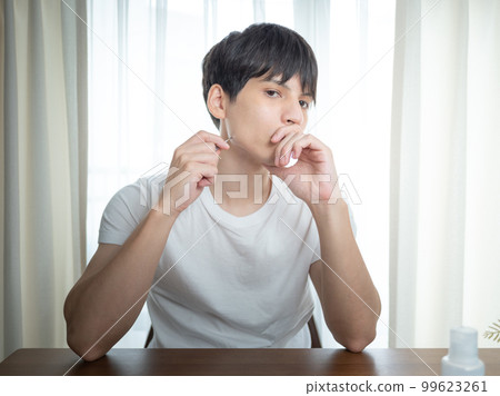 拔鬍子的人 99623261