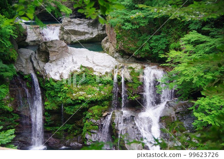 Otodoroki Falls, Naka Town, Tokushima Prefecture 99623726