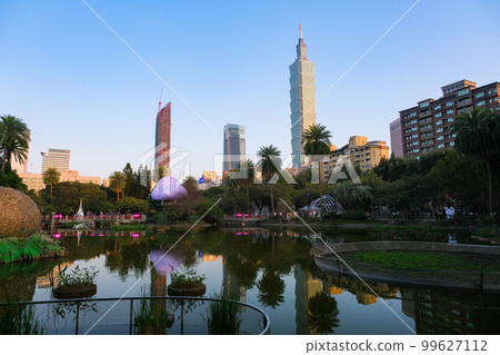 Taiwan Taipei City Twilight Sunrise Memorial Hall Cuihu and Taipei Buildings 99627112