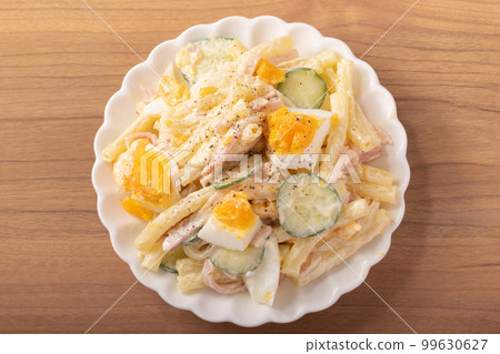 Egg-filled macaroni salad Egg-filled macaroni salad 99630627