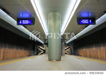 [Keihan] End of Nakanoshima Station on the Nakanoshima Line 99630698