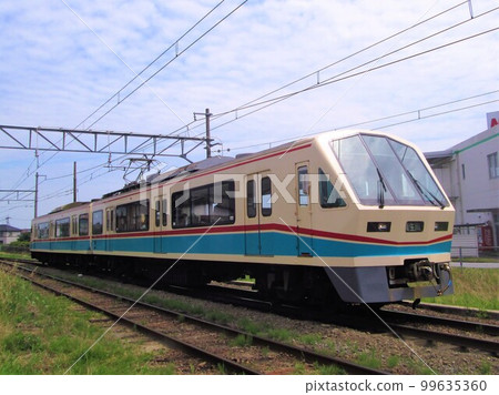 [近江鐵道]700系～茜～（江東近江線：五加莊～愛知川） 99635360