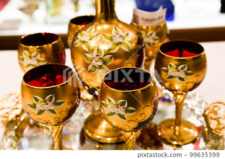 精美的古董 99635399