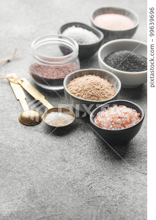 Bowls with assorted speciality salt 99639696