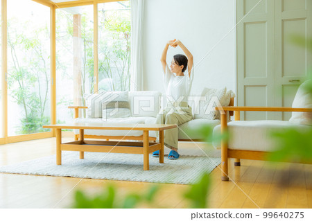 Living ladies Living ladies 99640275