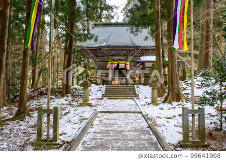 冬天的中尊寺,雪中的辨慶堂,岩手縣 冬天的中尊寺,雪中的辨慶堂,岩手縣 99641908