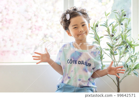 春季兒童生活方式表達健康 99642571