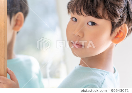 春季兒童生活方式表達健康 99643071