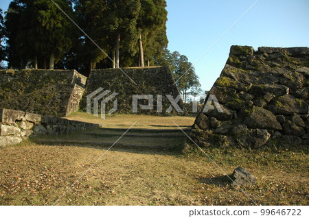 Hitoyoshi Castle stone wall 99646722