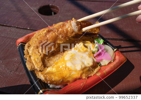 炸蝦天婦羅蛋蓋飯(千葉縣) 炸蝦天婦羅蛋蓋飯(千葉縣) 99652337