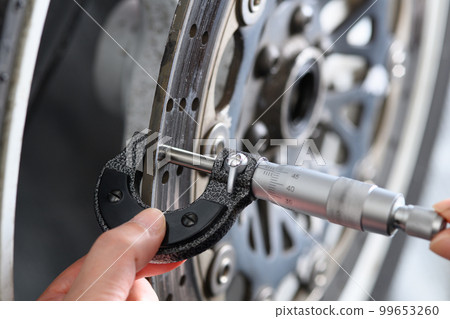 Inspection image of motorcycle disc brakes 99653260