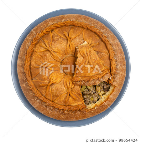 above view of cut Zur Belish Tatar Big Pie cutout 99654424