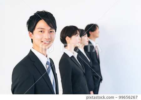 Job-hunting students lined up with smiles Freshers 99656267