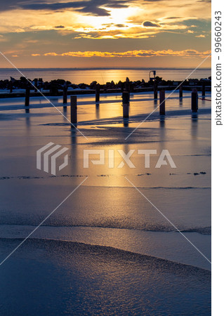 Winter sunset over the lake Balaton of Hungary Winter sunset over the lake Balaton of Hungary 99660243