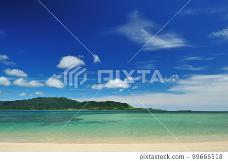 The sea of Hososaki coast, Kohama Island, Okinawa Prefecture The sea of Hososaki coast, Kohama Island, Okinawa Prefecture 99666518