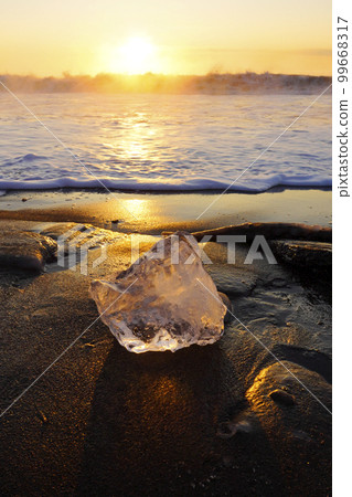 Jewelry Ice Jewelry Ice 99668317