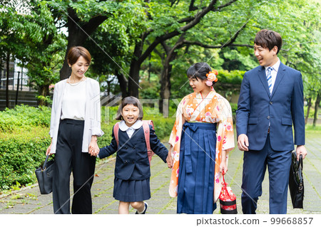 Graduation ceremony family hakama Graduation ceremony family hakama 99668857